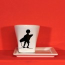 Sous-tasse carrée pour tasse &laquo;&nbsp;Surfeur&nbsp;&raquo;