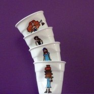Tasses froissées &laquo;&nbsp;Les Shoppeuses&nbsp;&raquo;