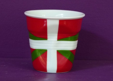 Tasse froissée Flag Pays Basque Tasse froissée Flag Pays Basque