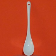 Grande Cuillère en porcelaine blanche
