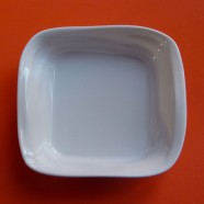 Plat froissé carré blanc Revol