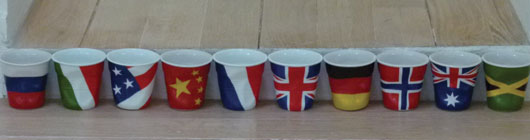 tasses flag by beatrice pene sur assiettes et compagnie