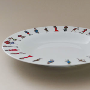 plat creux I love shoopping, une collection exclusive d'assiettes et compagnie fabriquée en france par revol porcelaine, un plat creux pratique comme un plat à gratin qui va à tous les fours et au lave vaisselle