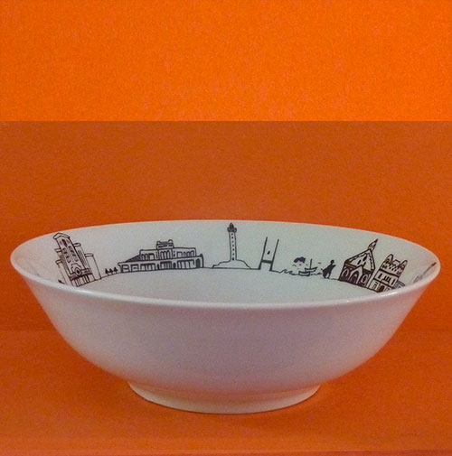 la coupelle Biarritz est un tour de la ville et tous les beaux monuments, le musée de la mer, la plage, le port de pecheurs, l'hotel du palais...
