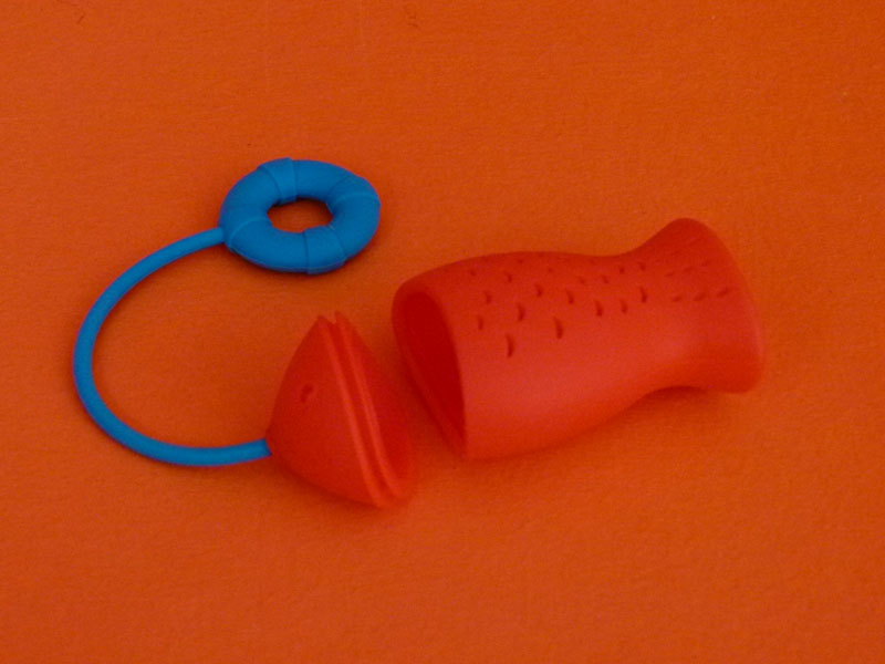 /infuseur-silicone-poisson rouge