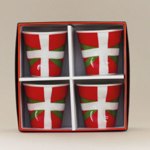 coffret de 4 tasses Pays basque, tasses revol collection flags dessinée par béatrice pene