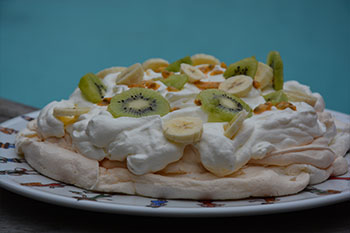 dessert pavlova