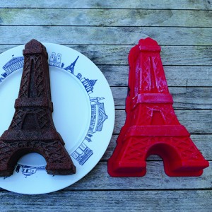moule grande tour eiffel pour faire un beau gâteau générexu qui met en avant votre amour pour Paris - silicone alimentaire, une trouvaille d'assiettes et compagnie