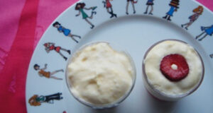 les desserts en rouge et blanc est un hommage aux fêtes du pays basque et notamment aux fêtes de Bayonne, une série de recettes créées par béatrice pene lassus pour le site assiettes et compagnie