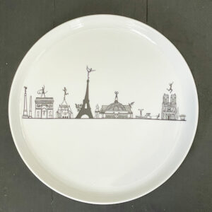 assiette Paris et les sportifs, une assiette de 22 cm en porcelaine avec un dessin original d'assiettes et compagnie