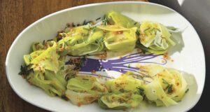 la recette des poireaux vinaigrette avec quelques idées nouvelles et un bol chipiron par assiettes et compagnie